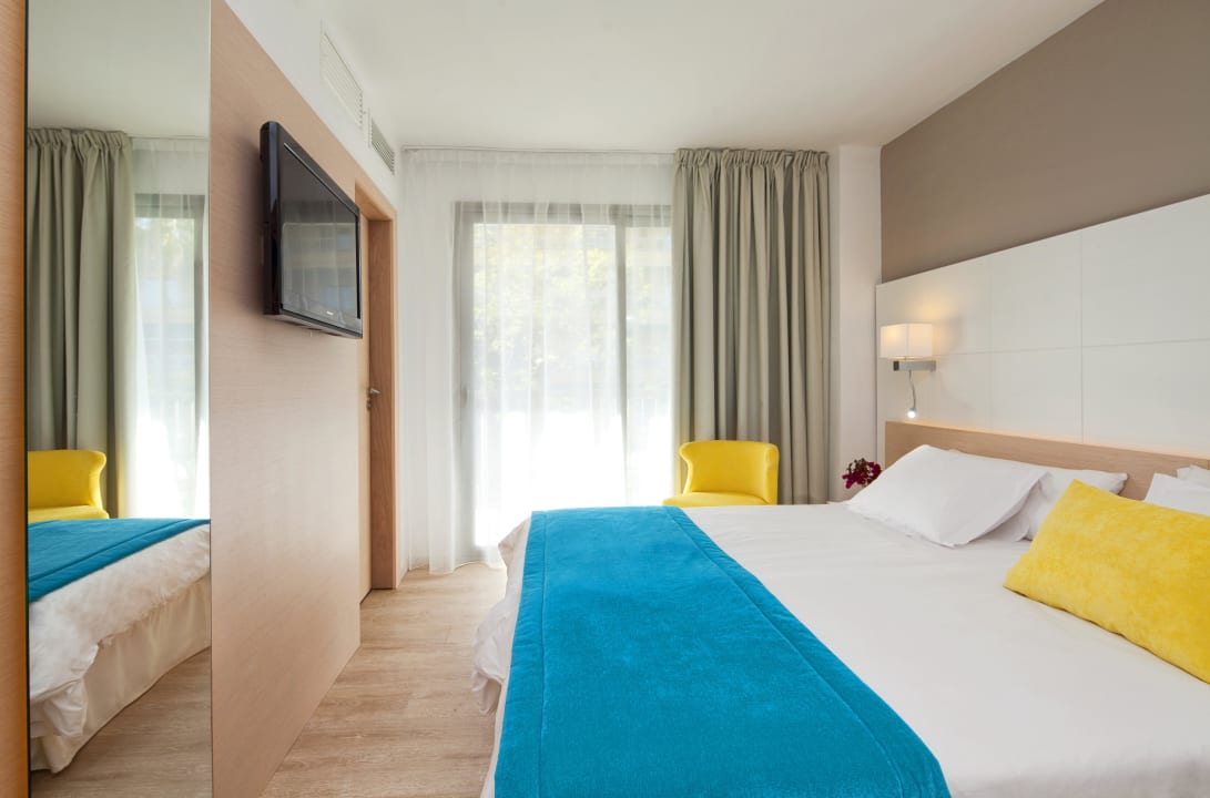 New room refurbished 2013 JS Palma Stay