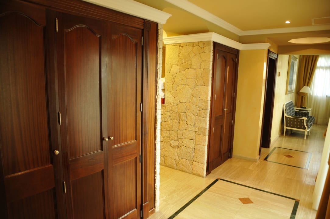 Royal Suite Flur R2 Rio Calma Hotel & Spa & Conference