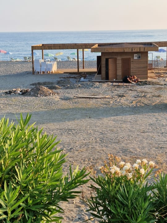 Strand Greenlife Hotel