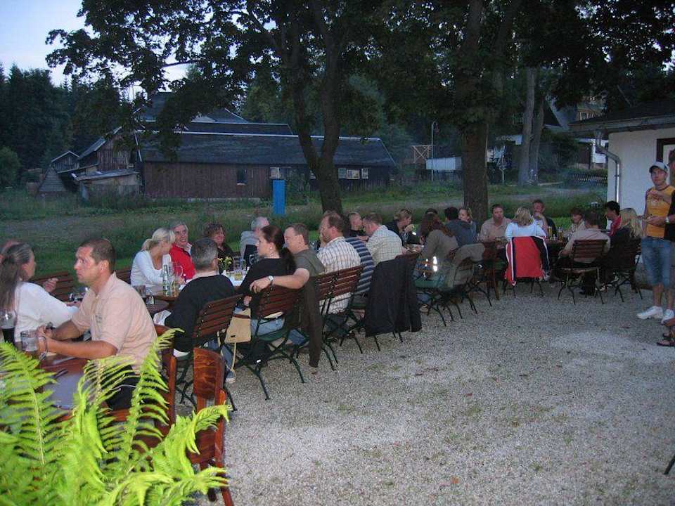 Unser Abend im Garten des Hotels Hotel Zum Kranichsee & Nebenhaus