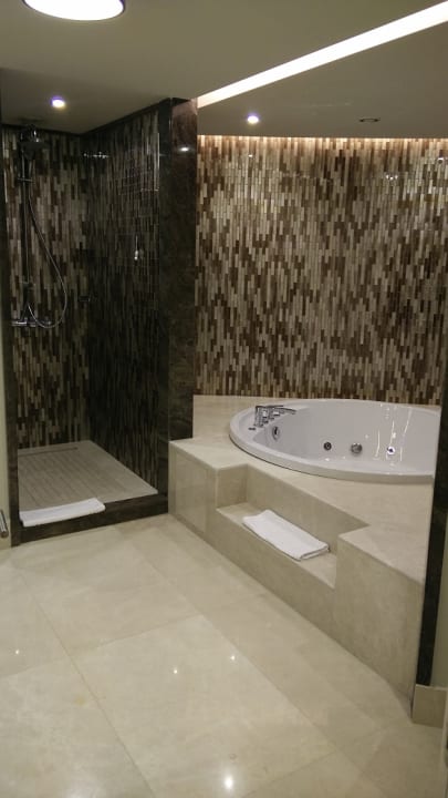 Zimmer Pullman Istanbul Airport and Convention Center Hotel