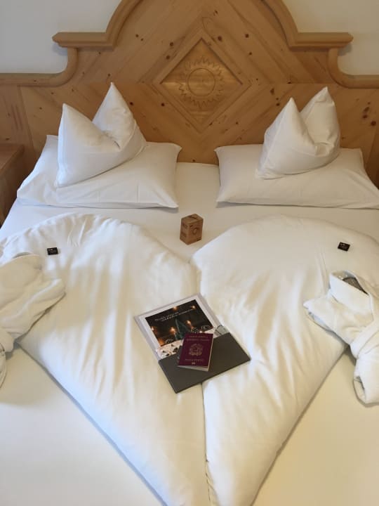 Zimmer SONNENBERG | Panorama Dolomites Wellbeing