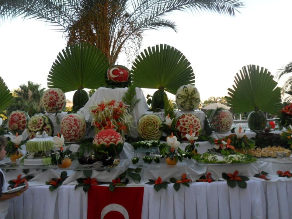 Büffet  Saphir Resort & Spa