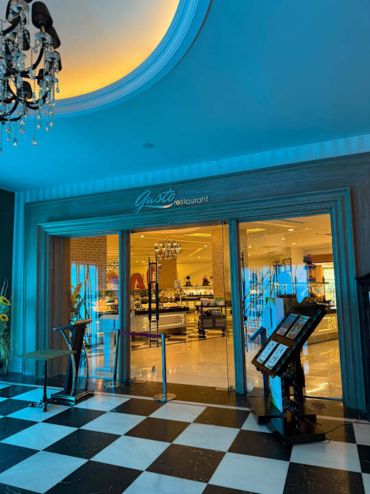 Gastro Hotel Delphin Imperial