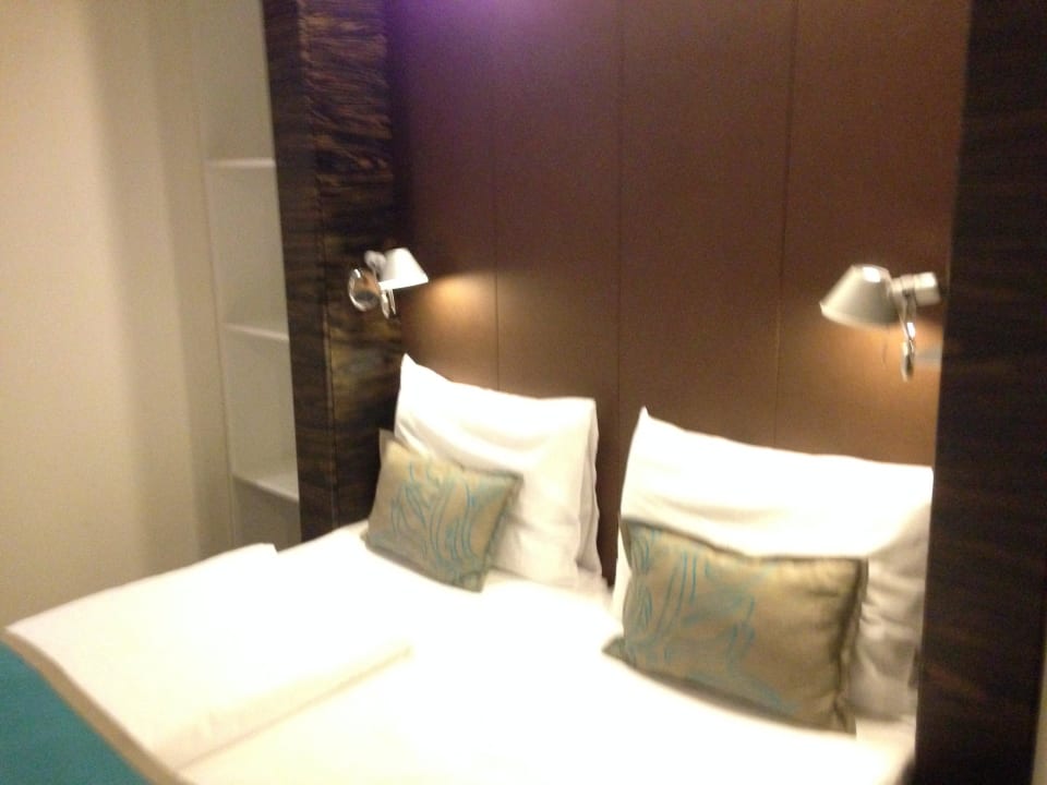 Doppelbett Motel One Salzburg-Mirabell