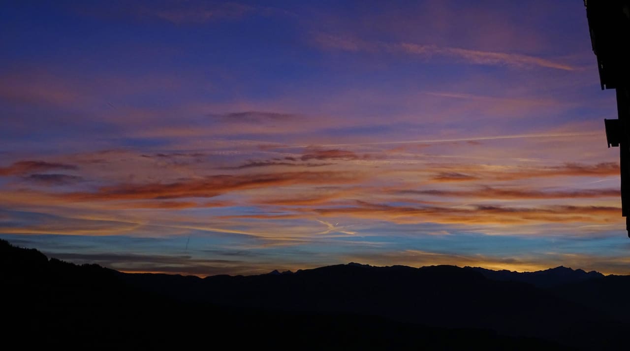 Sonnenuntergang Richtung Ortler vom Balkon aus Valentinerhof vita vital hotel