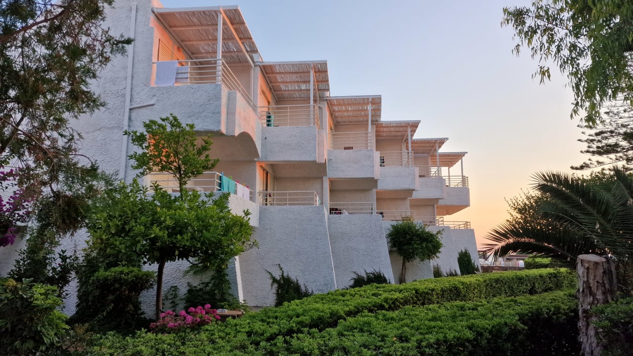 Außenansicht Apollonia Beach Resort & Spa