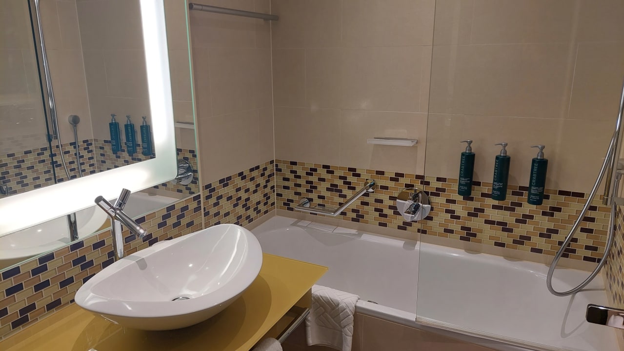 Zimmer Hilton Frankfurt Airport