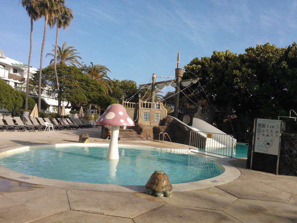 Kinderbereich des Pools Hotel H10 Lanzarote Princess