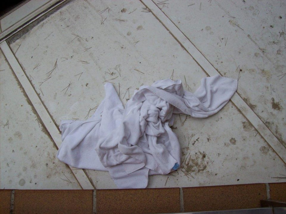 Blick vom Balkon auf´s Vordach Hotel Clumba