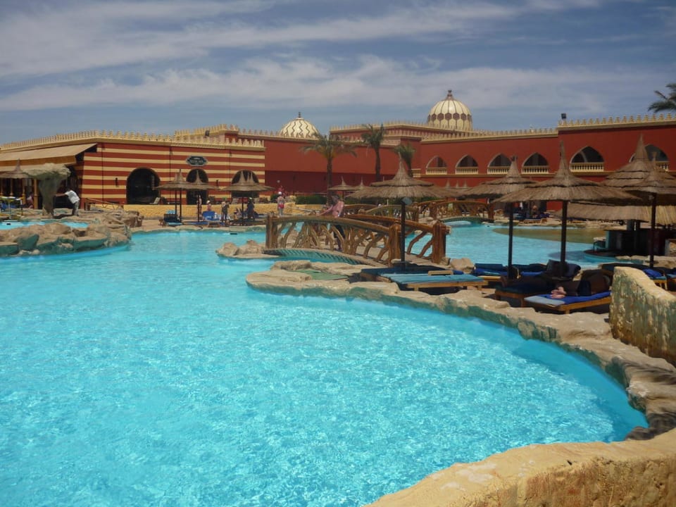 Activity-Pool Pickalbatros Alf Leila Wa Leila Resort - Neverland Hurghada