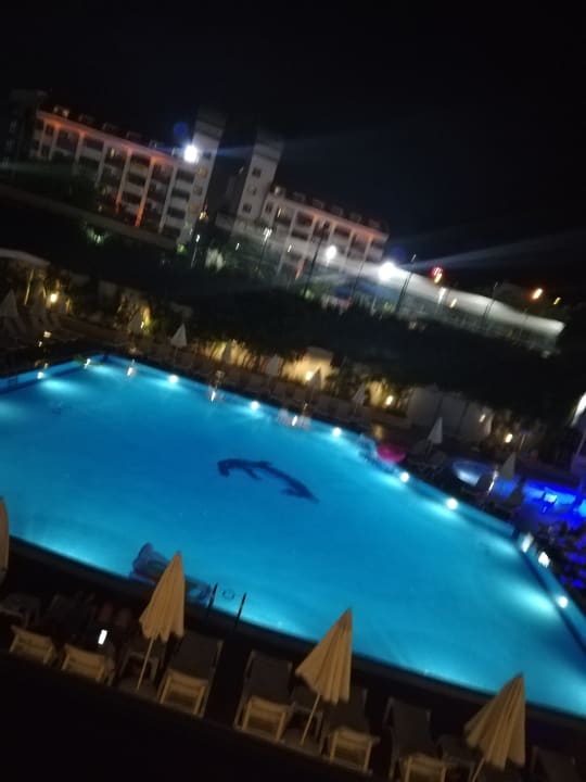 Pool Side Aquamarin Resort & Spa