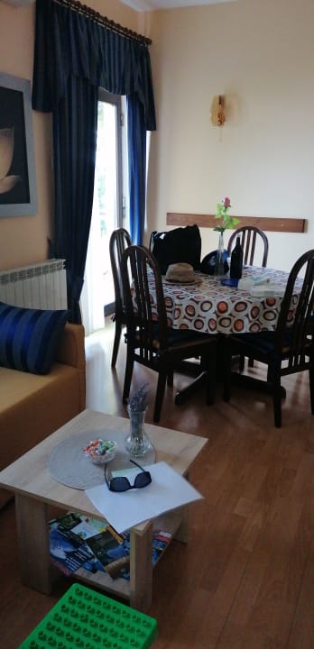 Zimmer Apartments Delost
