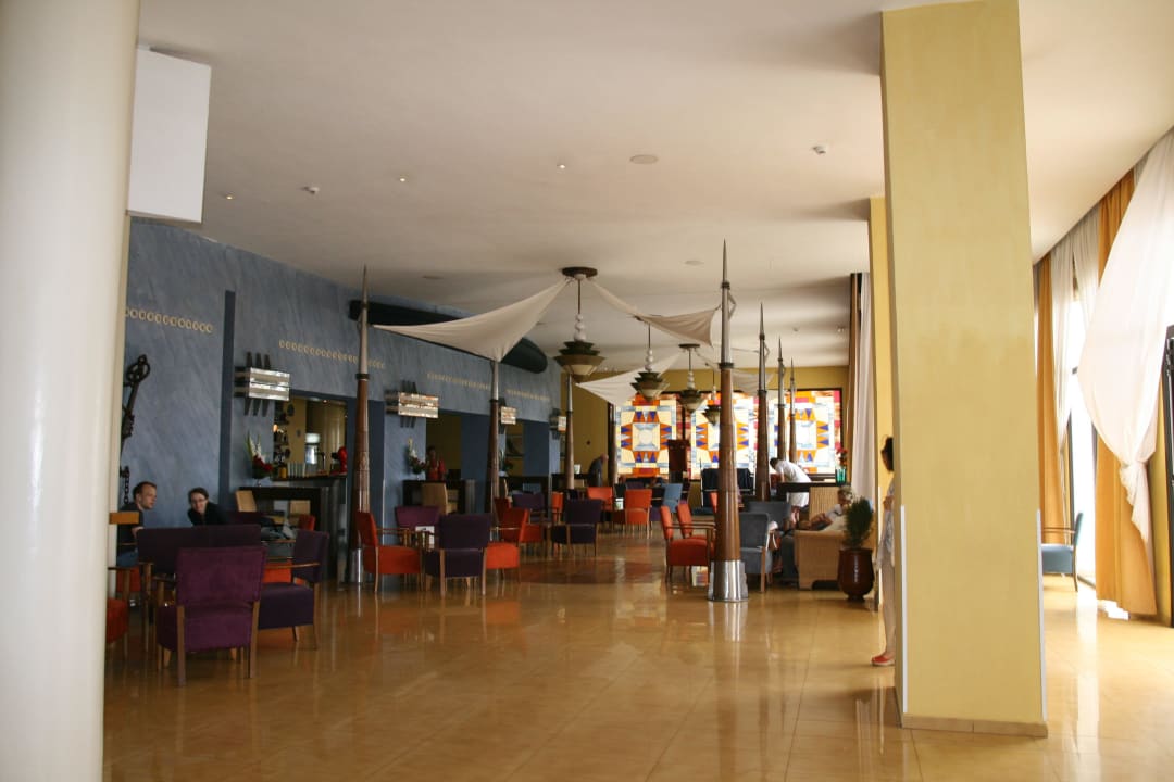 Lobby bar Iberostar Waves Founty Beach