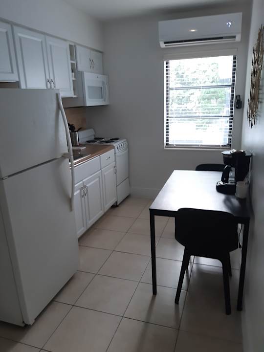 Zimmer Ocean Villas of Deerfield