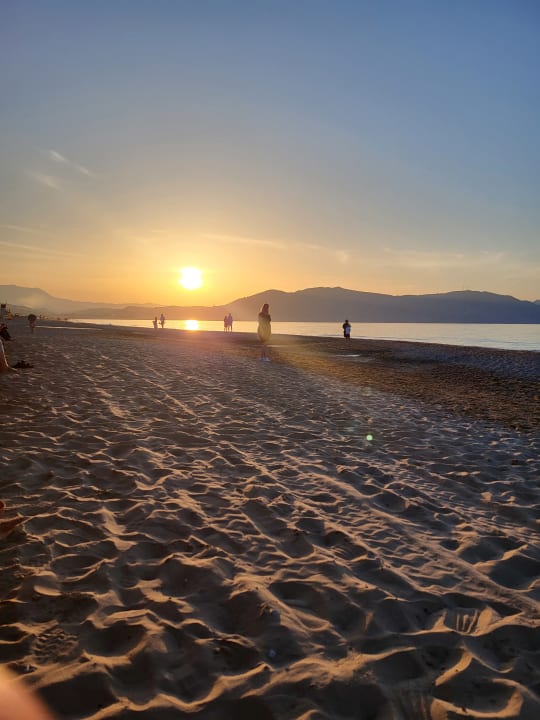 Strand HARPIN Happy Days Beach Hotel