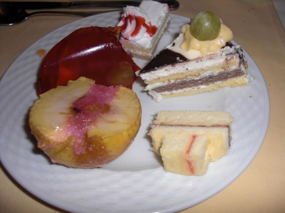 Kleine Auswahl des Nachtisches SUNRISE Holidays Resort (Adults Only)