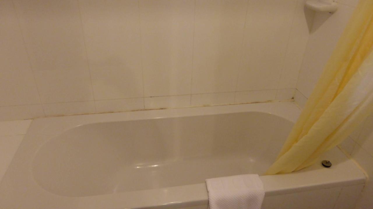 Bad Nr. 712 Champasak Grand Hotel