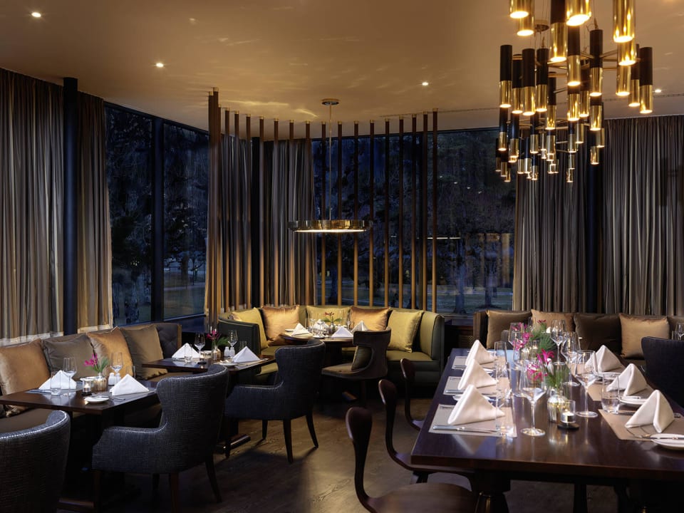 Restaurant The Grand Waldhaus Flims Wellness Resort, Autograph Collection