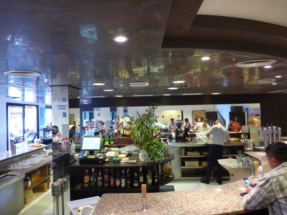 Bar blau punta reina