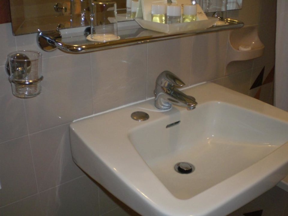 Neu 2004? Carlton on the Grand Canal