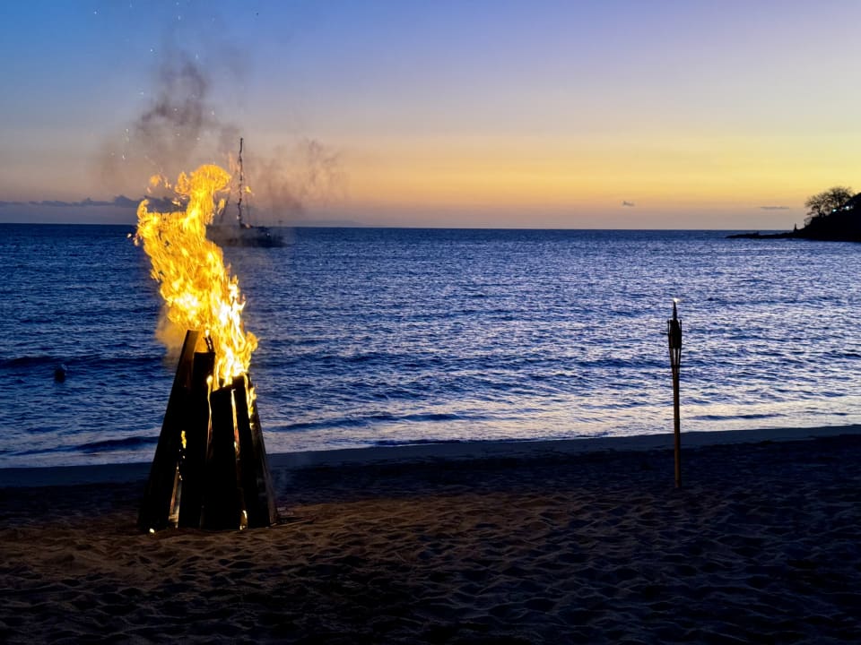 Strand Hotel Sheraton Senggigi Lombok Beach Resort