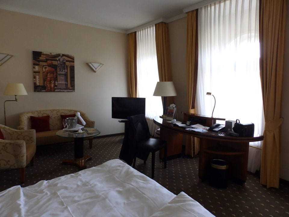 Übersicht Steigenberger Hotel Bad Homburg