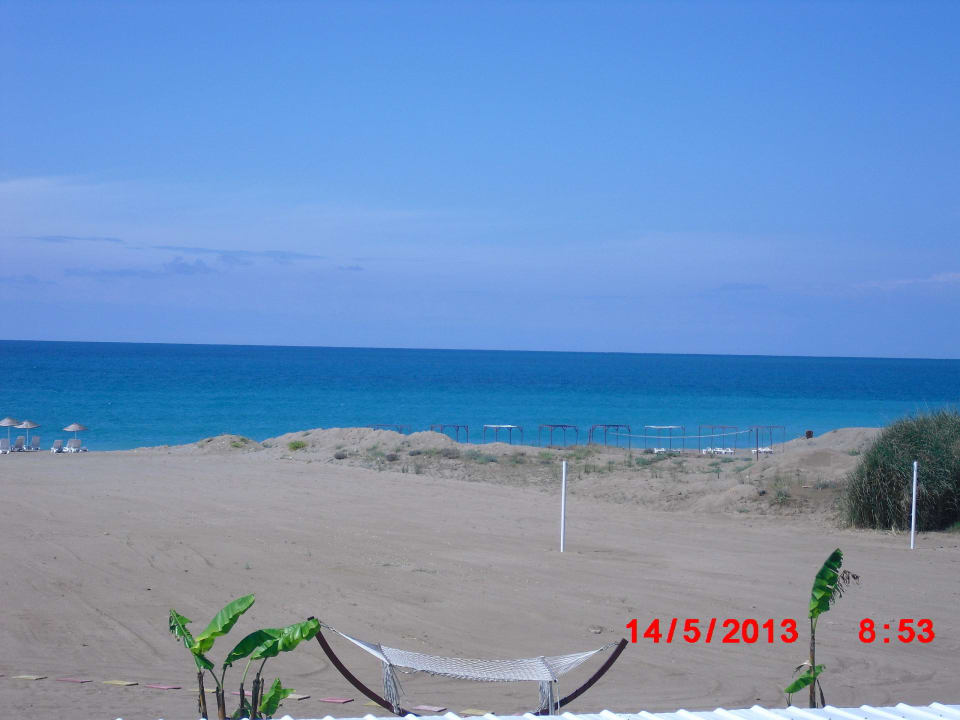 Aussicht vom Balkon Skys Hotel