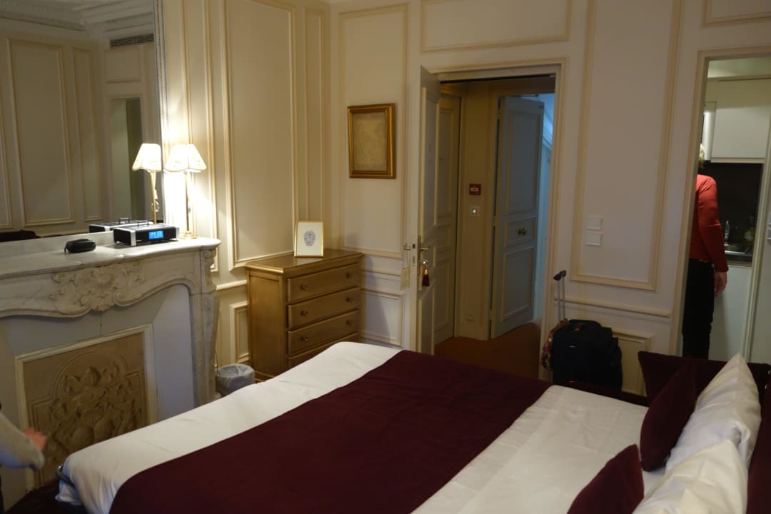 1. Zimmer Hotel Residence Henri IV