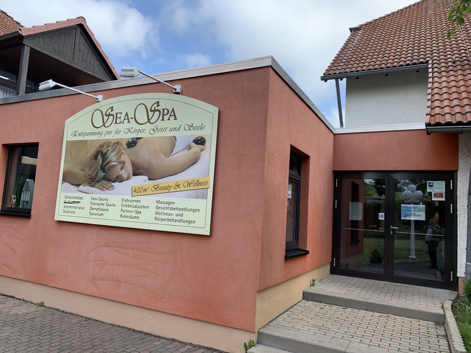 Außenansicht Göbel's Seehotel Diemelsee