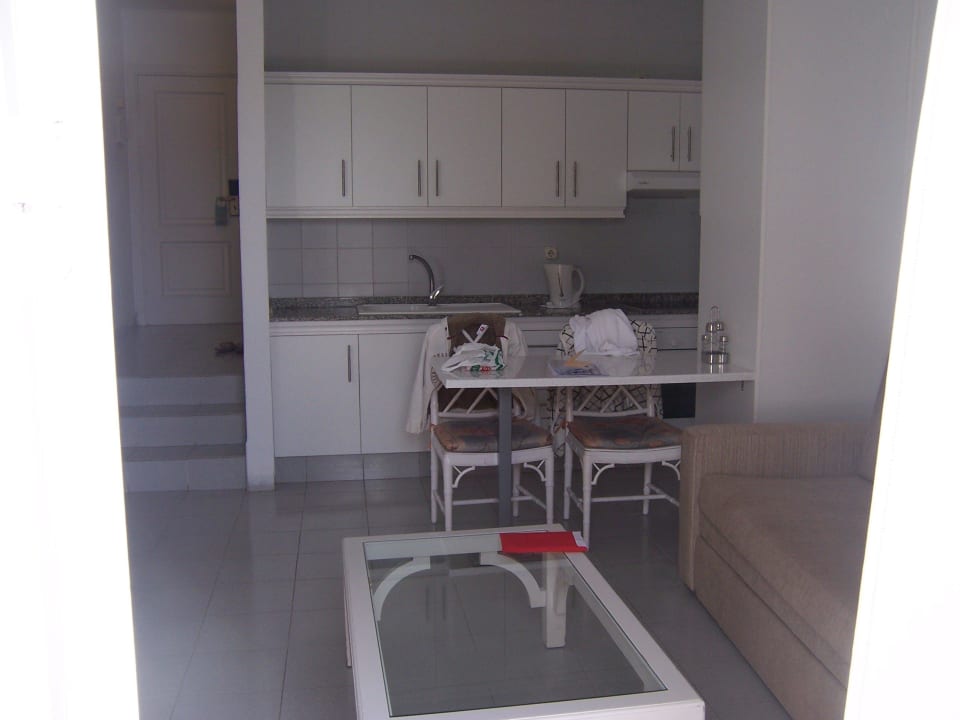 Wohnzimmer und Küche Lagos de Fañabé Beach Resort