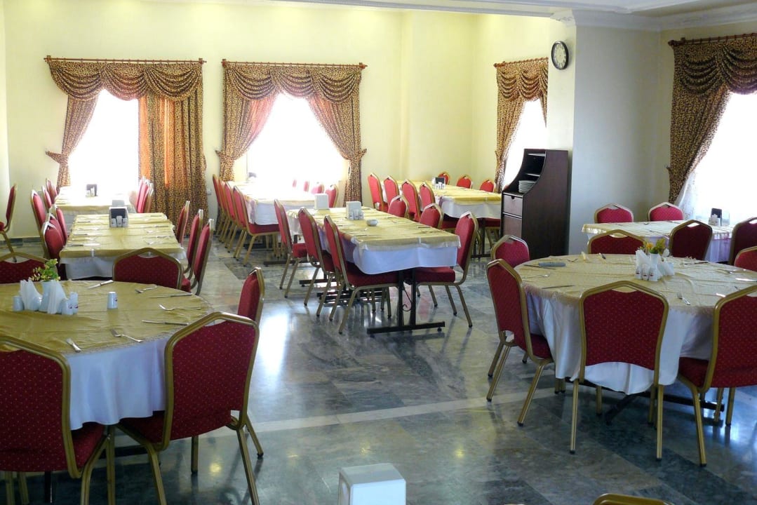 Restauracja Hotel Yay Grand