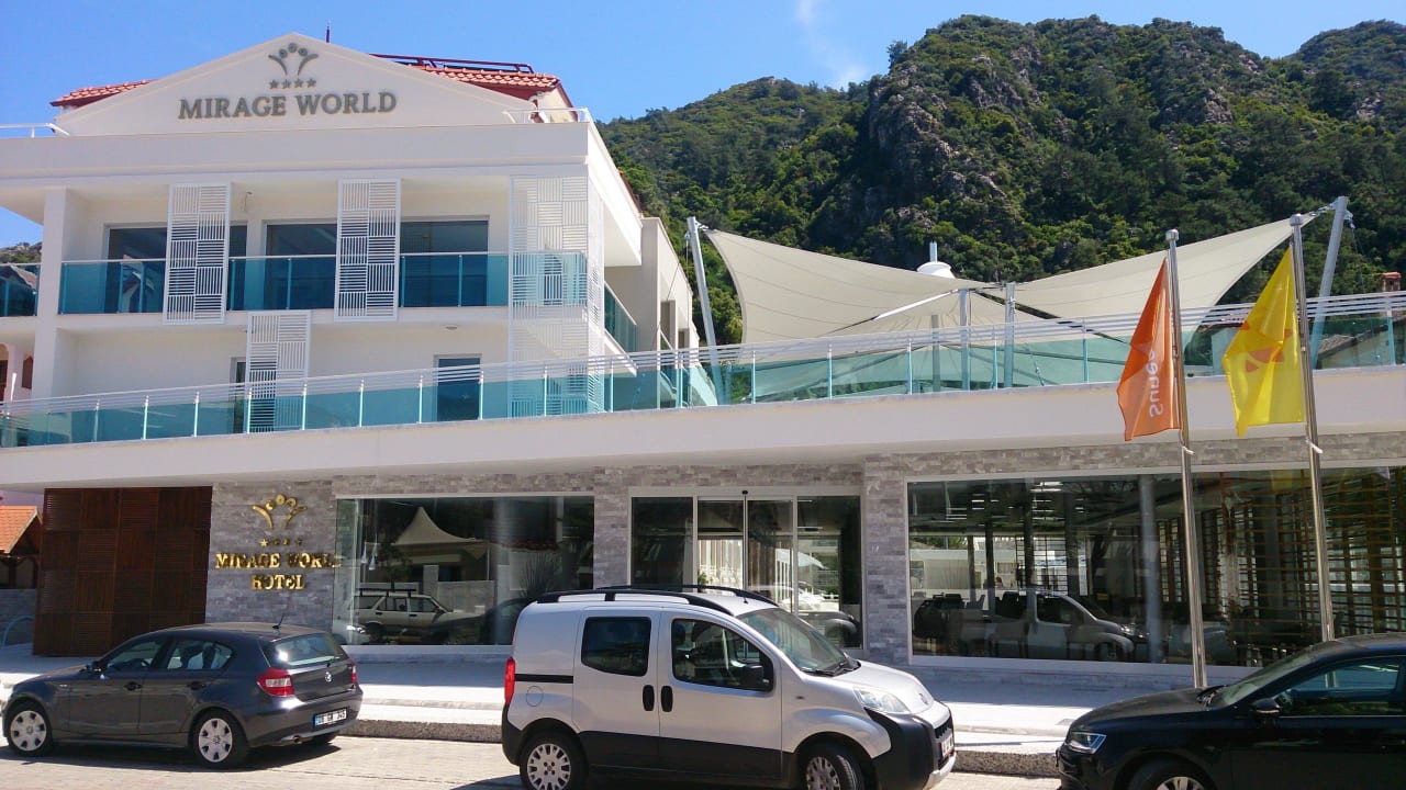 Eingang Mirage World Hotel Marmaris