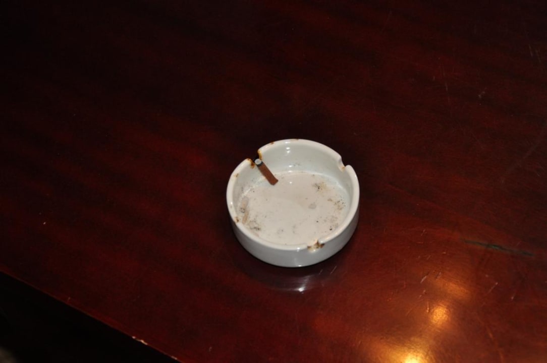 Kippen vom Vormieter Samye Monastery Guesthouse