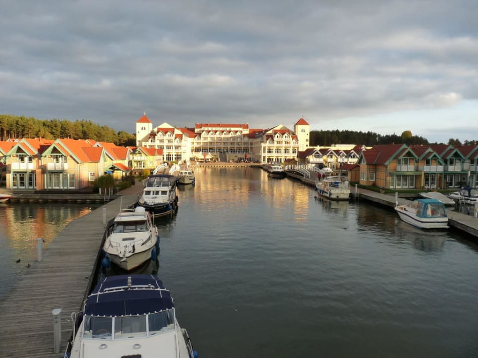Vom Leuchtturm fotografiert Precise Resort Hafendorf Rheinsberg