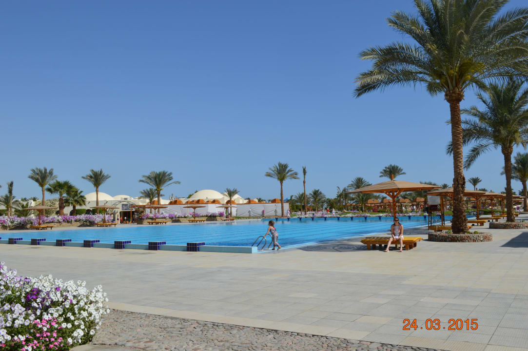 Бассейн Desert Rose