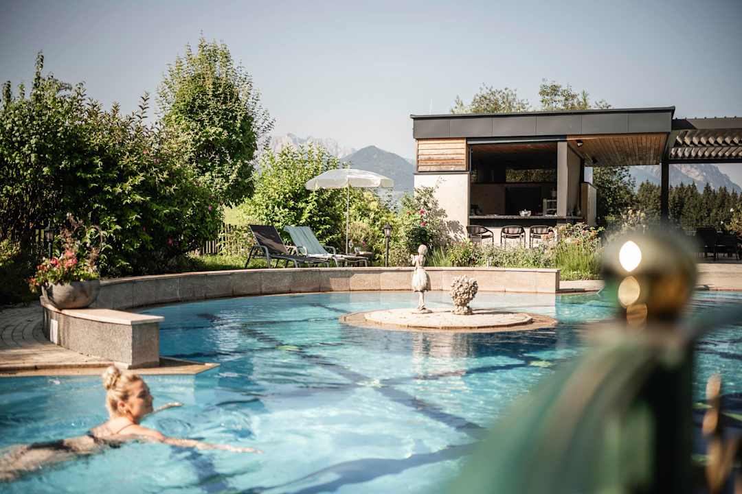 Pool Wohlfühlresort Peternhof