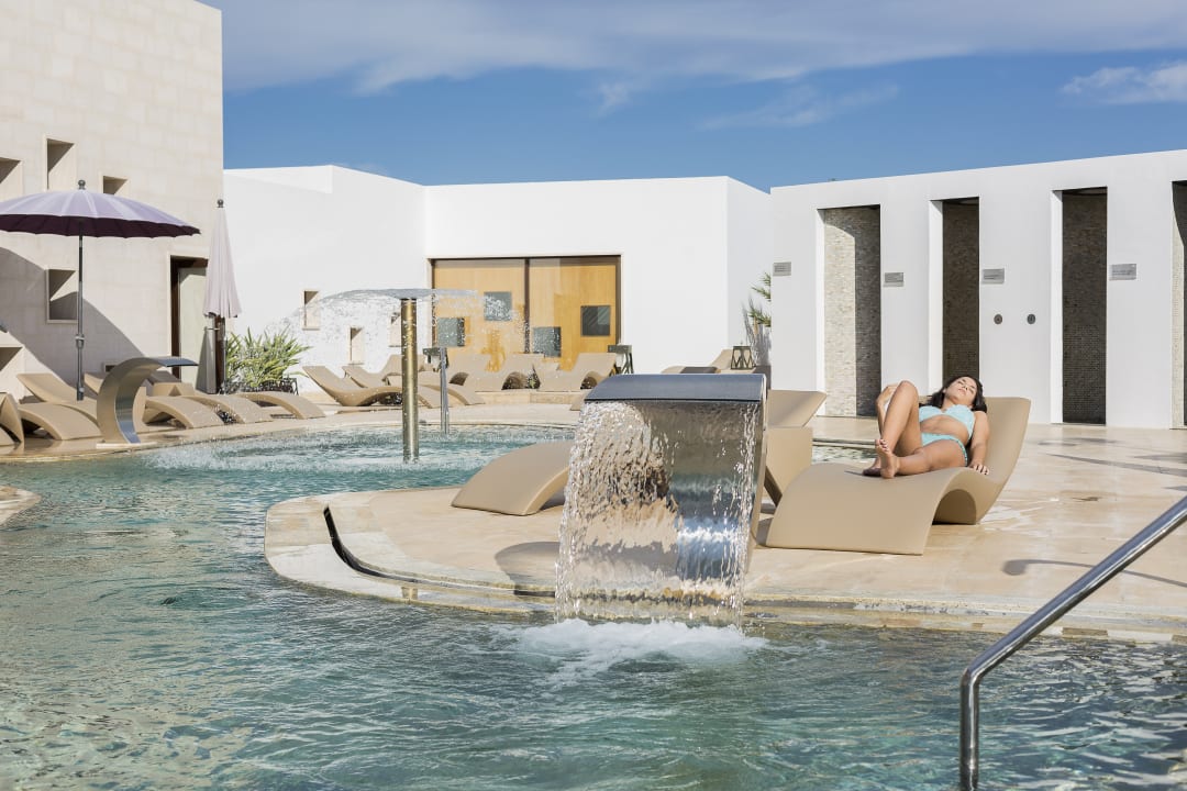 Pool Grand Palladium Select Palace Ibiza