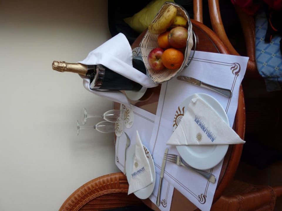 Netter Gruss an Dauergäste Bahia Principe Sunlight Costa Adeje