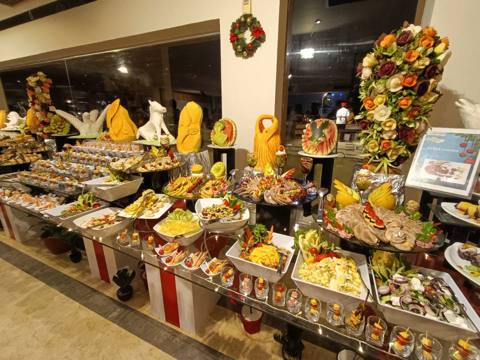 Gastro Three Corners Equinox Beach Resort