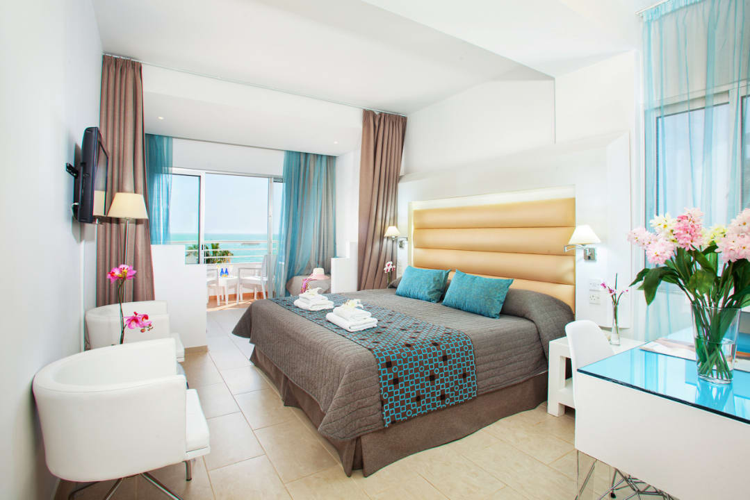 Zimmer Leonardo Cypria Bay - Family Resort