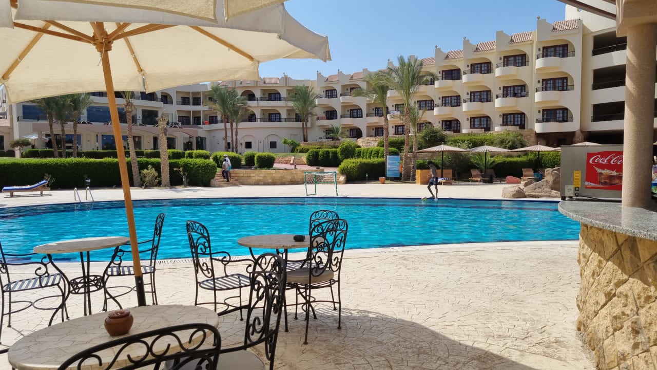 Pool Coral Hills Resorts & SPA