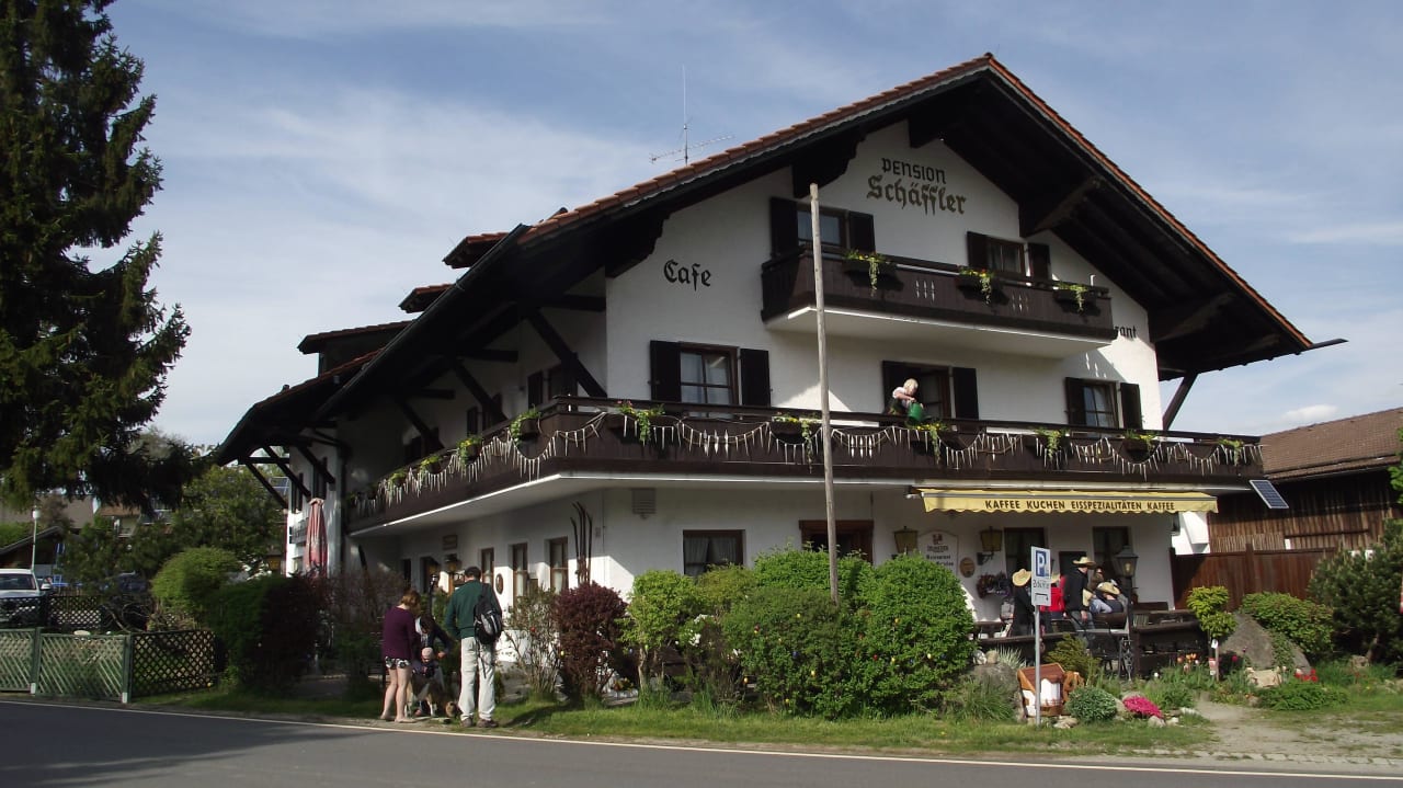 Haupthaus Pension Schäffler Hotel Schäfflerstubn