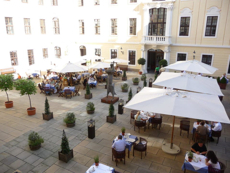 Innenhof Hotel Taschenbergpalais Kempinski Dresden