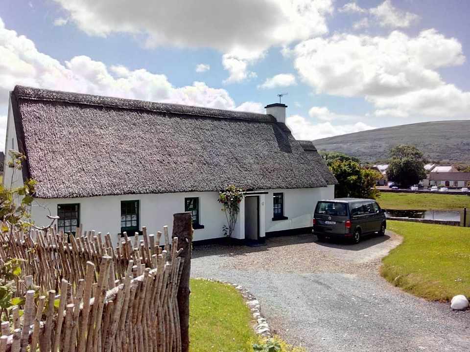 Außenansicht  Hotel Ballyvaughan