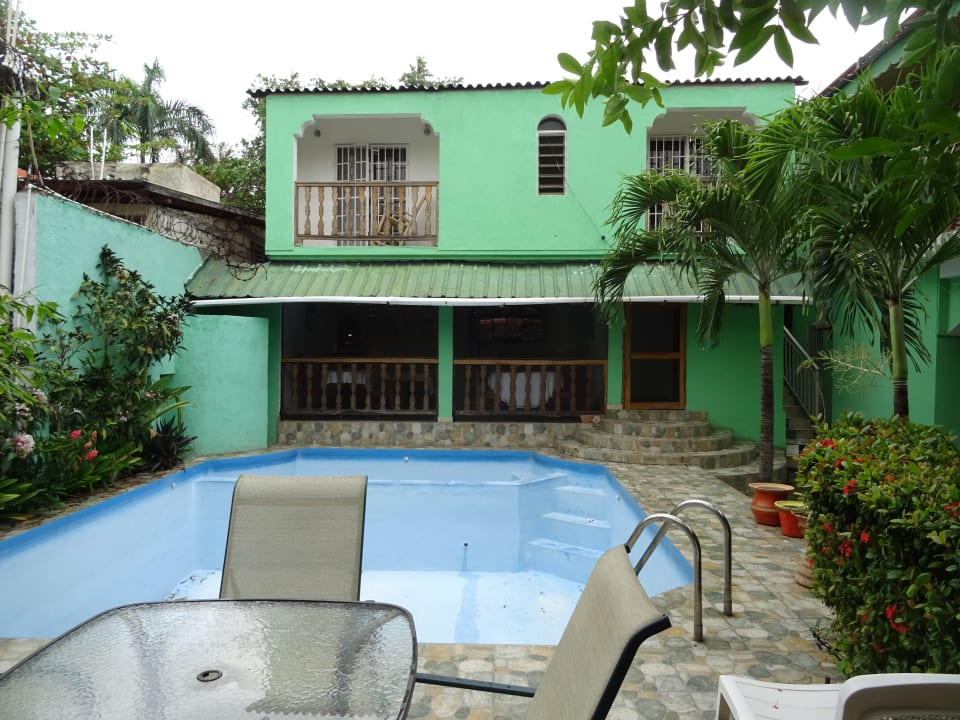 Außenansicht My Auberge Inn Jacmel