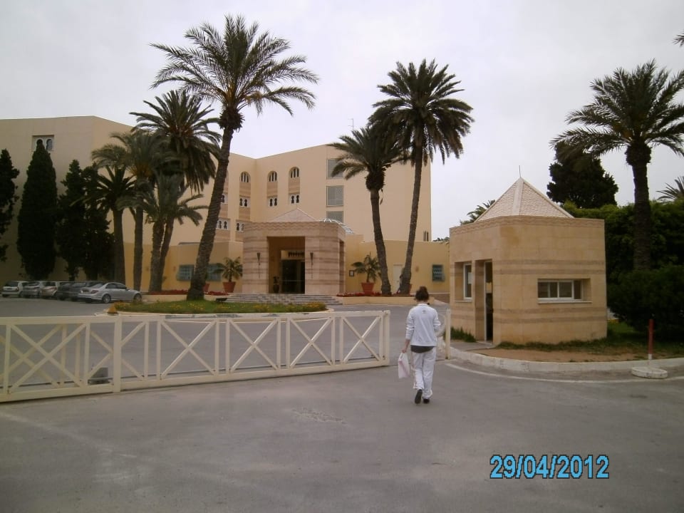 Pförtner am Eingangsbereich Hotel Marhaba Club