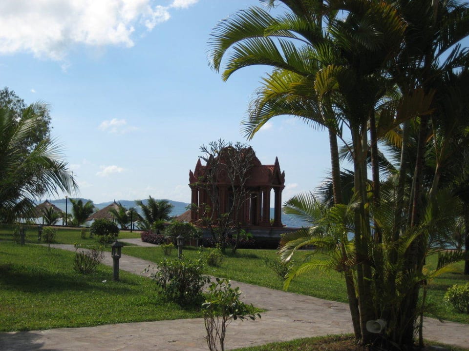 Geistertempel in Strandnähe Hotel Sokha Beach Resort & Spa