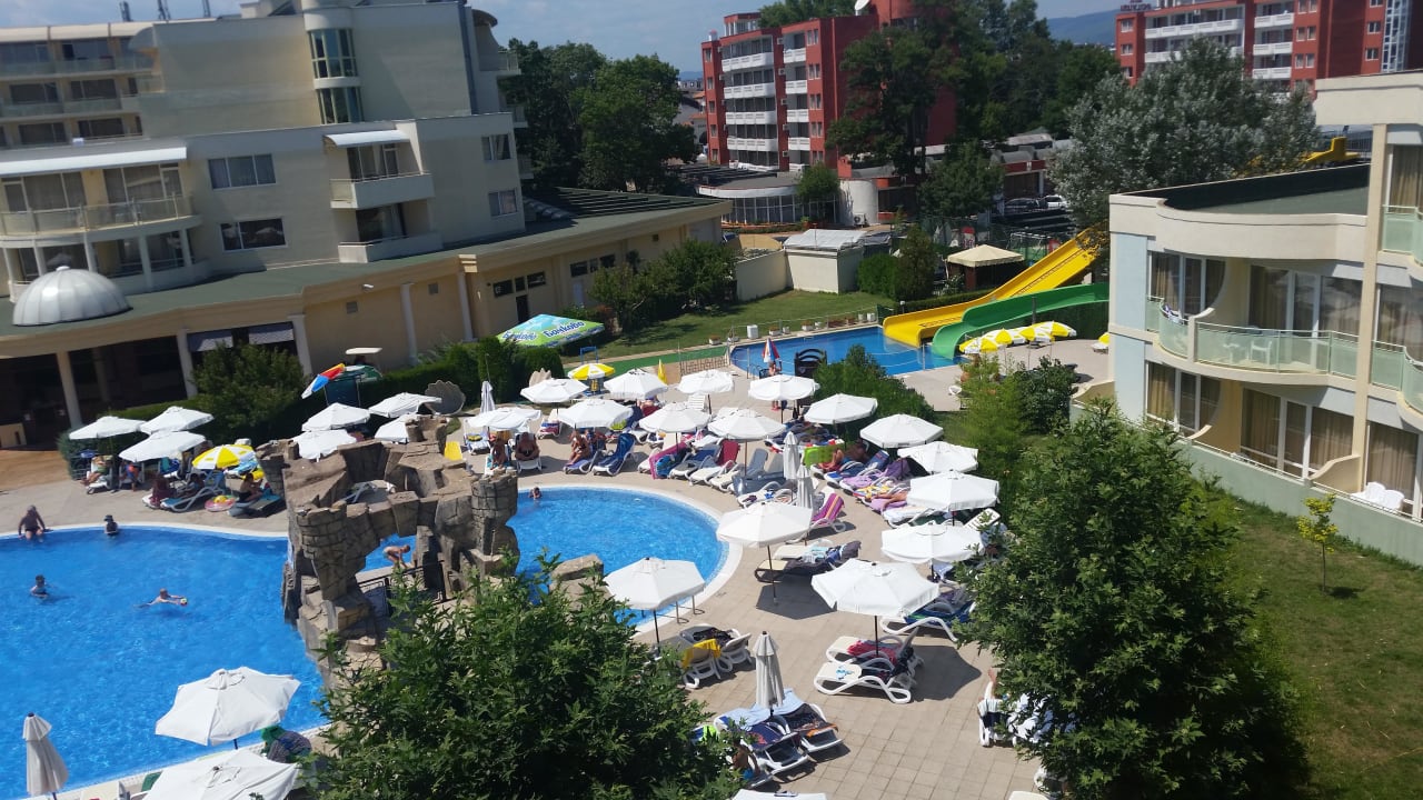 Pool von oben DAS Club Hotel Sunny Beach