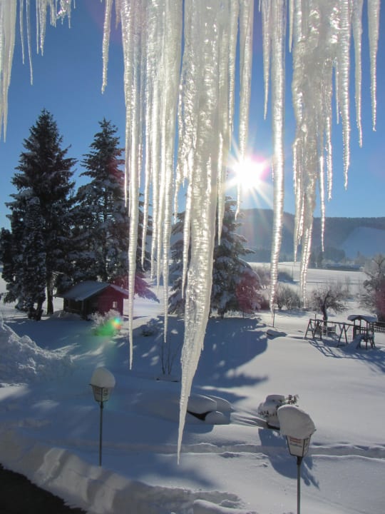 Biergarten im Winter Sontheims Naturhotel & Spa
